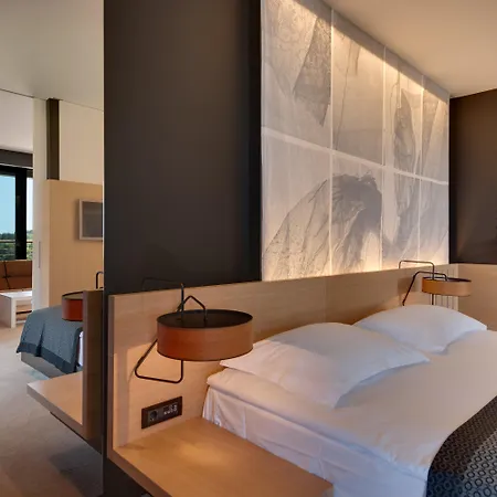 Lone Hotel By Maistra Collection-3